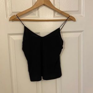 Black Garage bungee tank.